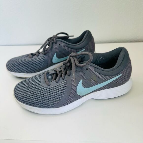 Nike Gray Blue Sneakers Woman’s Size 7.5 - Picture 3 of 6